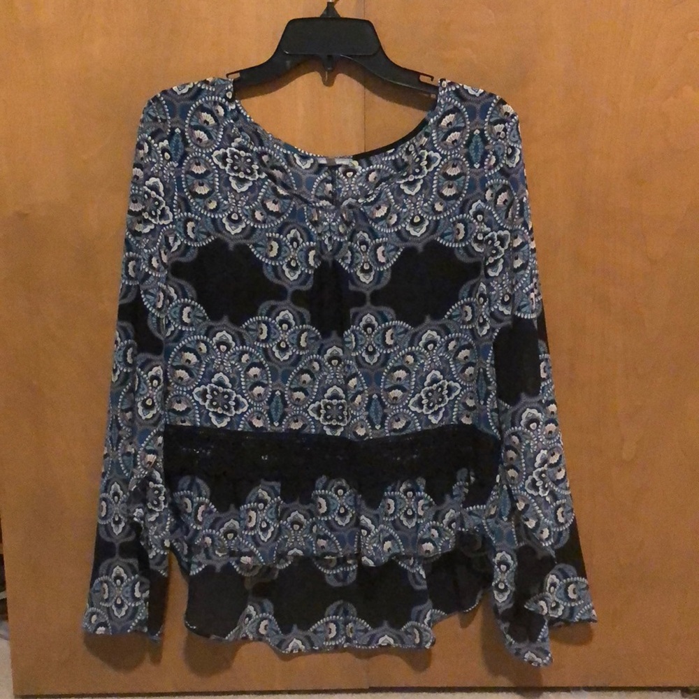 Flowy Patterned Top